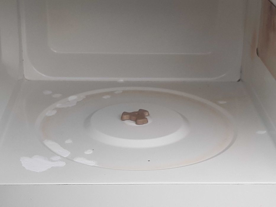 Forno Microondas - ELECTRONIA - WD800L20-2C