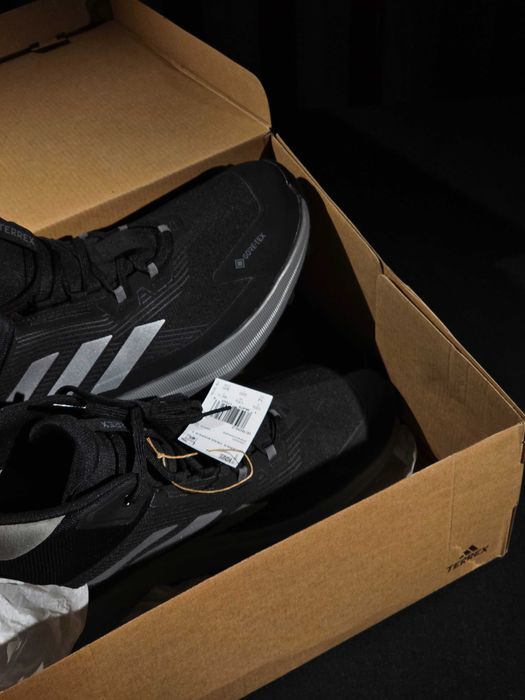 Весняні черевики adidas men Terrex Trailmaker 2.0 Mid Gore-Tex Hiking