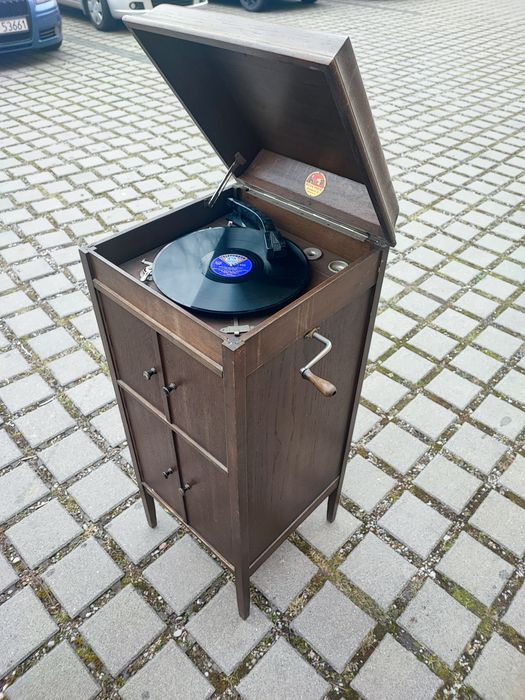 Gramofon szafkowy -  Musik Noack Dresden