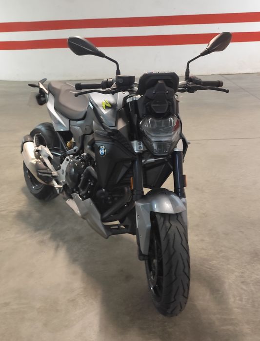 BMW F900R - Dynamic ESA