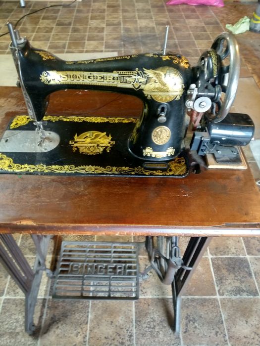 Maszyna do szycia Singer płaska
