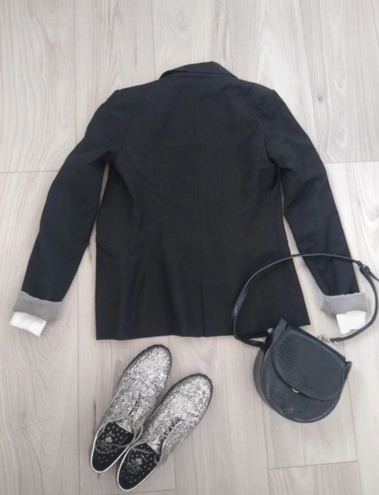 Czarna elegancka marynarka/ żakiet Bershka xs