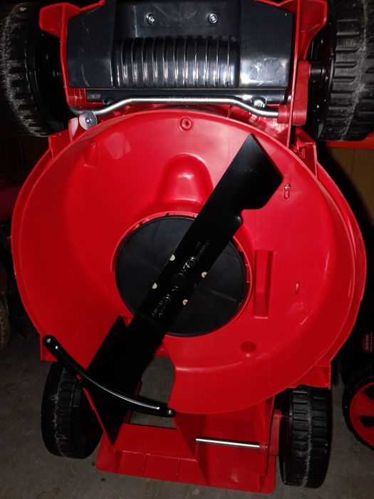 kosiarka akumulatorowa wolf garten Lycos 40/400m  body