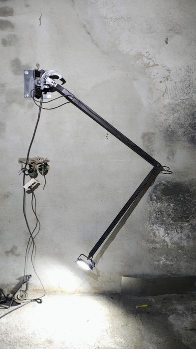 Светильник лампа для гаража с регулировкой трансформер