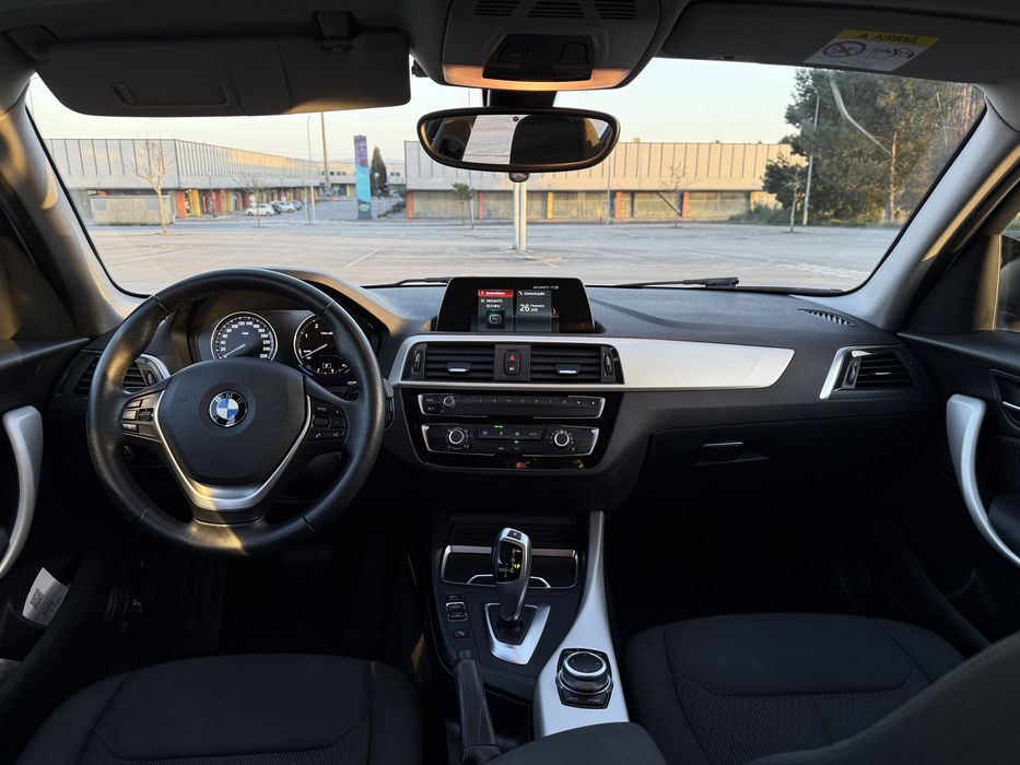 BMW 116D - automático