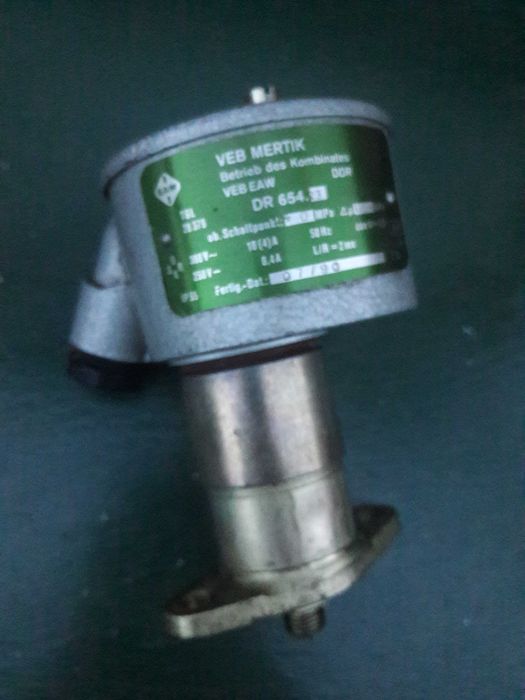 Реле давления VEB MERTIK DR 654.23: Тур 612.31