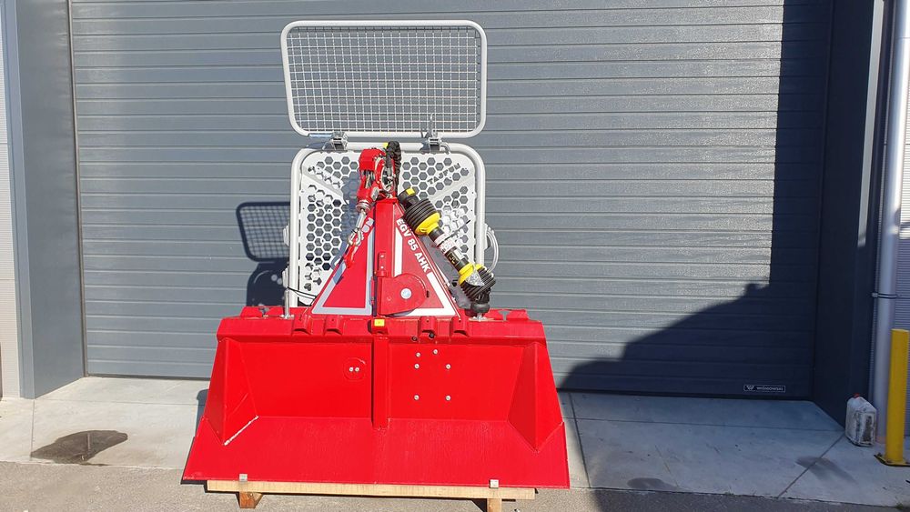 Wyciągarka leśna Tajfun 8,5 T- EGV 85 AHK SG- Radio - Krpan Uniforest