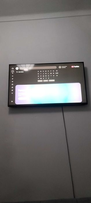 LG UHD TV 4K,série  UQ81 43' semi nova