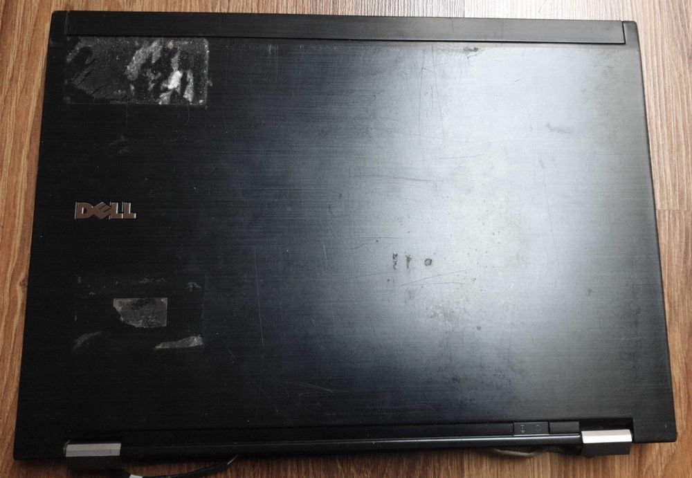 Obudowa górna palmrest Dell Latitude E6410 obudowa matrycy tylna