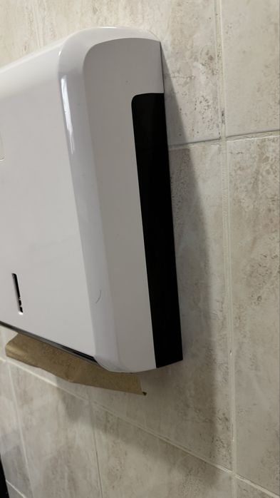 Conjunto p/ wc ( saboneteira/ suportes papel)