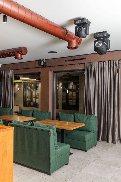 Готовий ресторан 442 м² біля VELES. Обладнання, інвентар, сонячна СЕС.