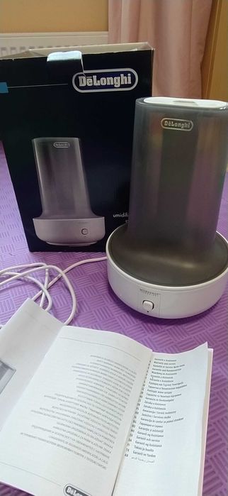 Зволожувач повітря DeLonghi UHX 17