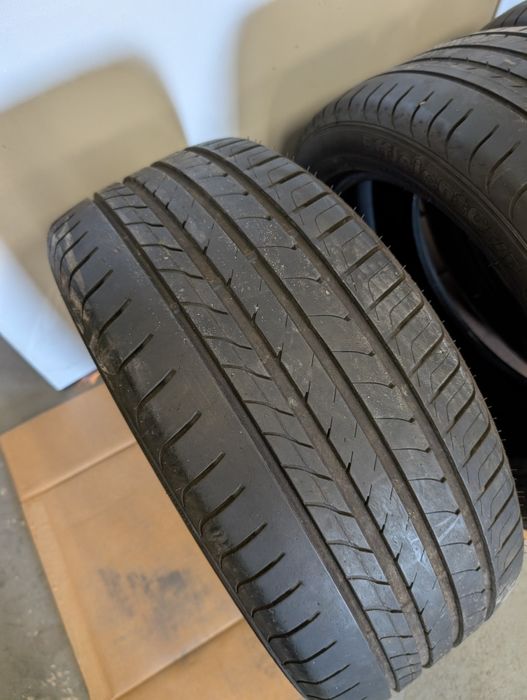 Шини літні Goodyear 235/50 R17 6мм