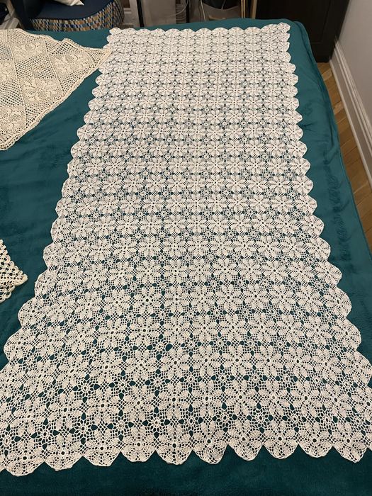 Komplet serwet recznie robionych