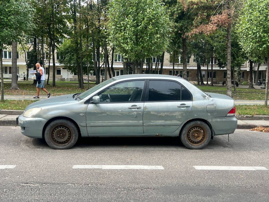 Mitsubishi Lancer IX 2006 | 1.6 бензин | Механіка