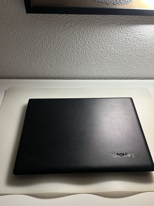 Portátil Lenovo IdeaPad 110 (AMD A6 Quad-Core) - Ideal para peças