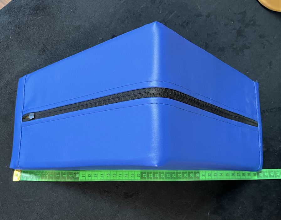 Klin do masażu 28/40/28 cm