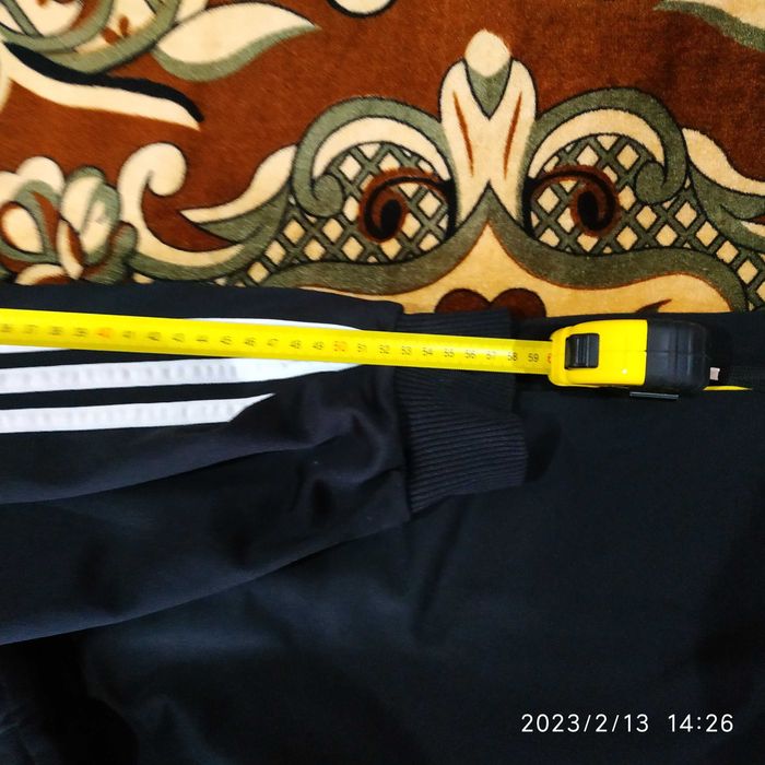 Продам спортивний костюм фірми Adidas
