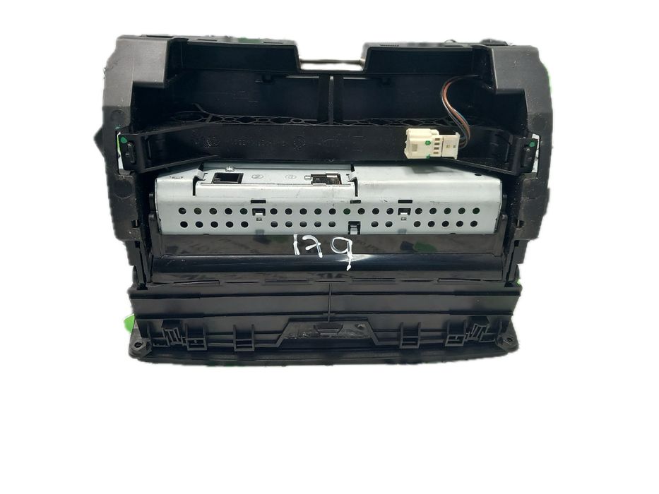 Rádio / auto-rádio MERCEDES-BENZ Classe C (W204)