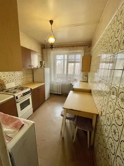 Продам 3-х Центр проспект Поля / Кірова низ ТЦ Миріада