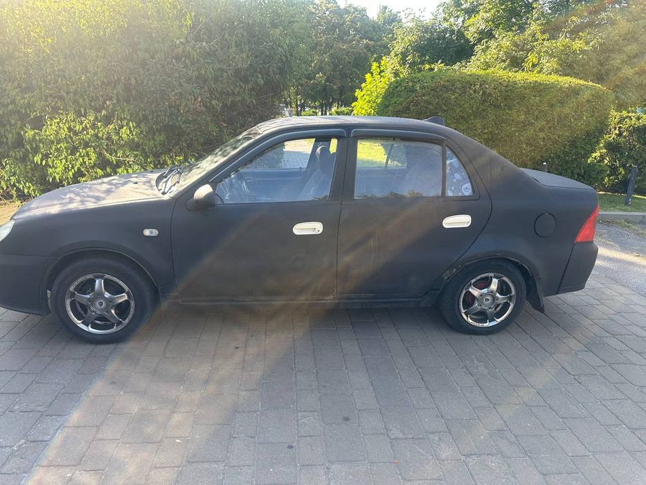 Продам Geely SK2