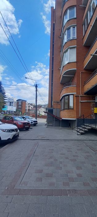 Продаж комерційного приміщення пр.С.Бандери