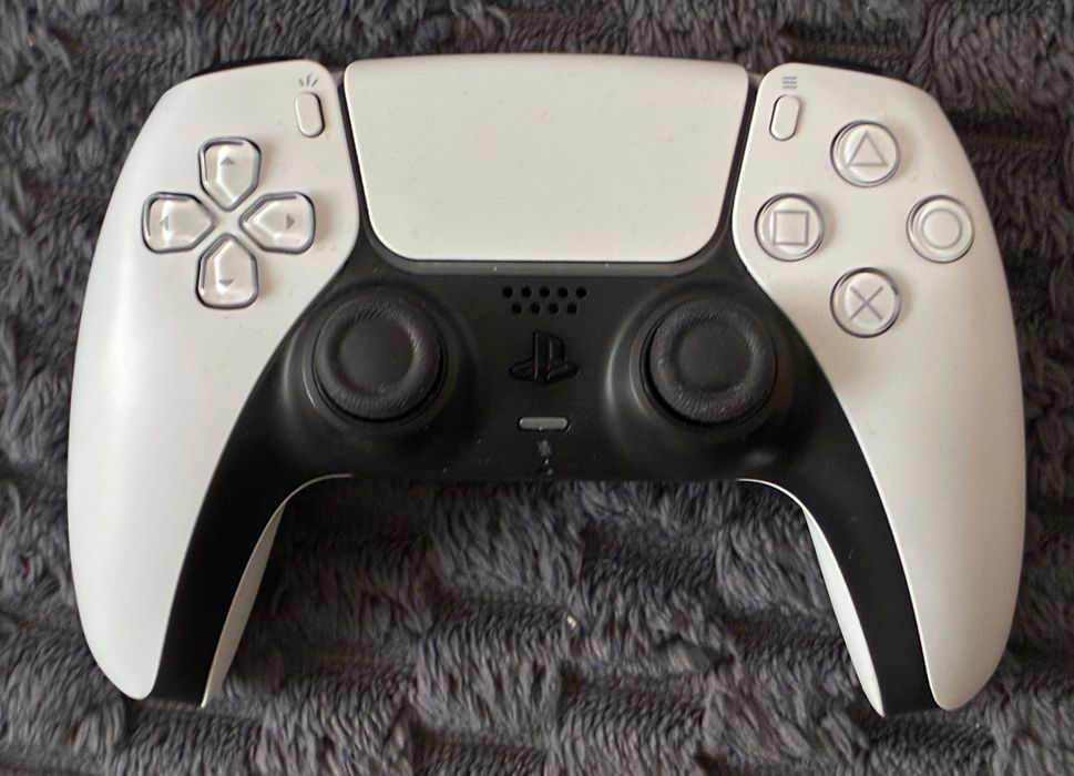 PlayStation 5 PS5 dwa pady Gran Turismo 7 Pulse 3D