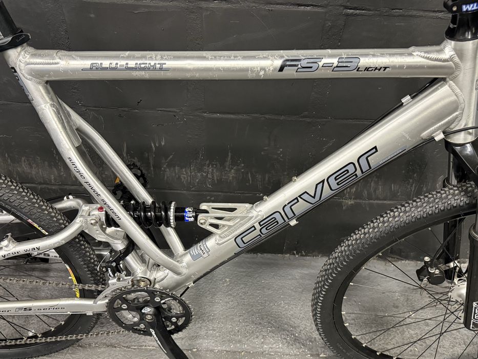 Rower MTB Carver FS-3 Light Shimano Deore XT  Hamulce Hydrauliczne amortyzator RockShox Męski 55 cm Urban Bikes