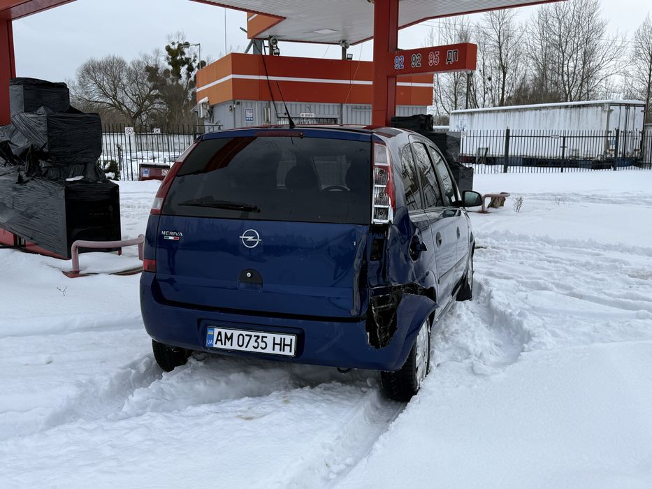 Подам Opel Meriva