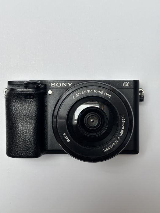 Sony a6300 + 16-50mm
