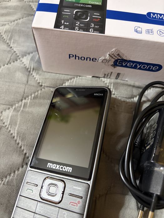 Telefon Maxcom MM244