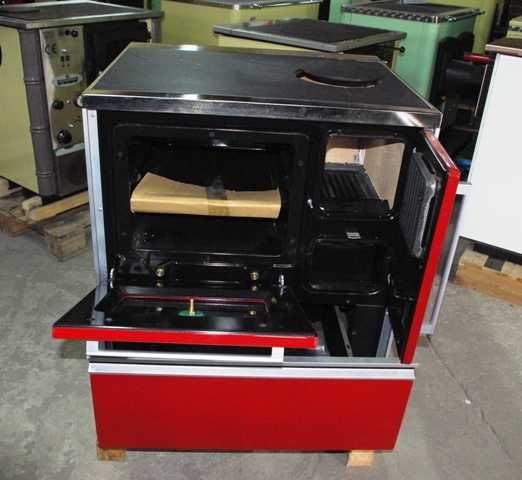 Piec kuchenny, kuchnia ROYAL 720 czerwona, prawa