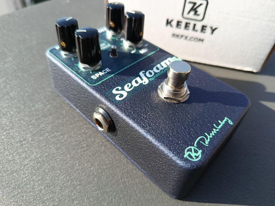Keeley Seafoam Plus Vibrato Chorus