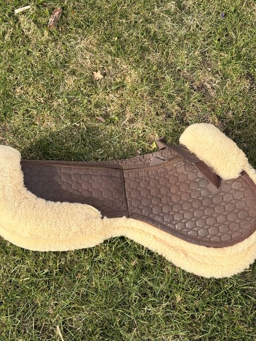 Podkladka pod siodlo korekcyjna mattes skokowa m