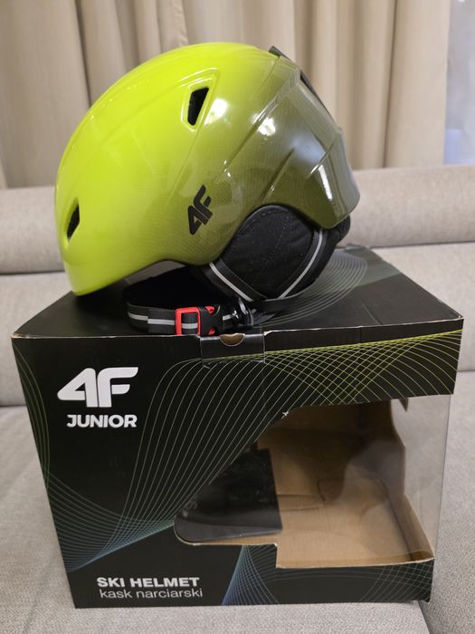 kask narciarski 4f 52-56 cm