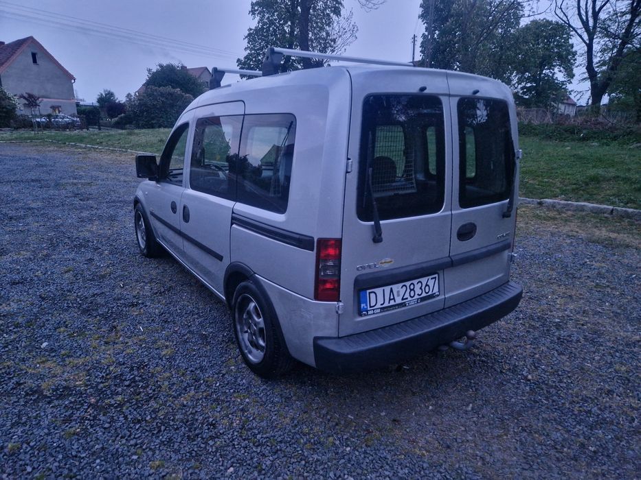 Opel Combo 5 osobowy Klima Alufelgi Elektryka Doinwestowany