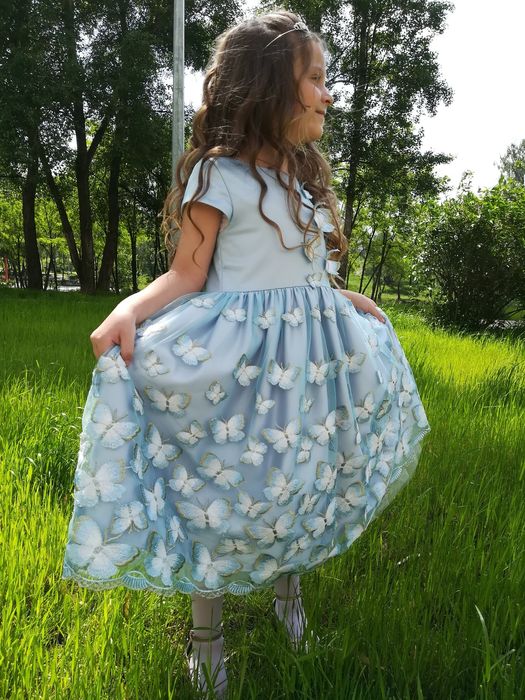 Дитяча сукня на дівчинку