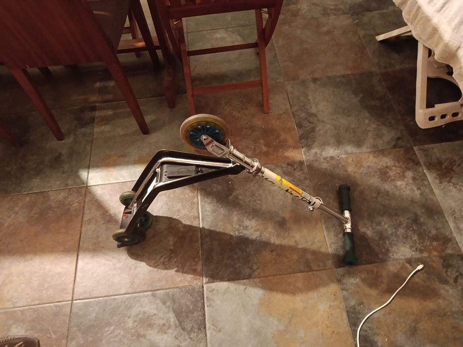 Trotinete de 3 rodas para criança ItsImagical