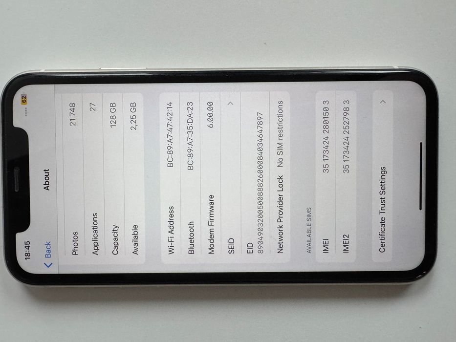 iPhone 11 128 GB White 74%
