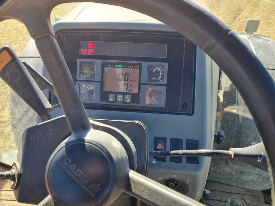 Case MX 135 stan bardzo dobry