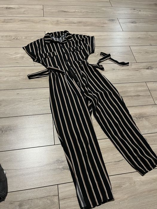 Одяг/є нові речі