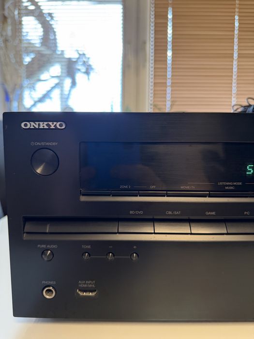 Amplituner kina domowego, Onkyo TX-NR515