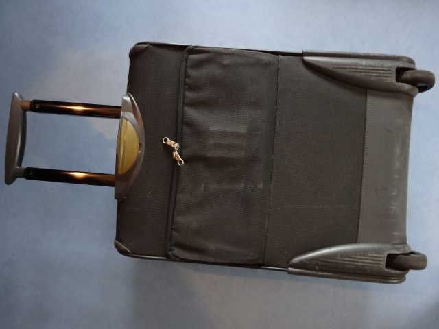 Walizka SAMSONITE na Kółkach 4 Przegrody