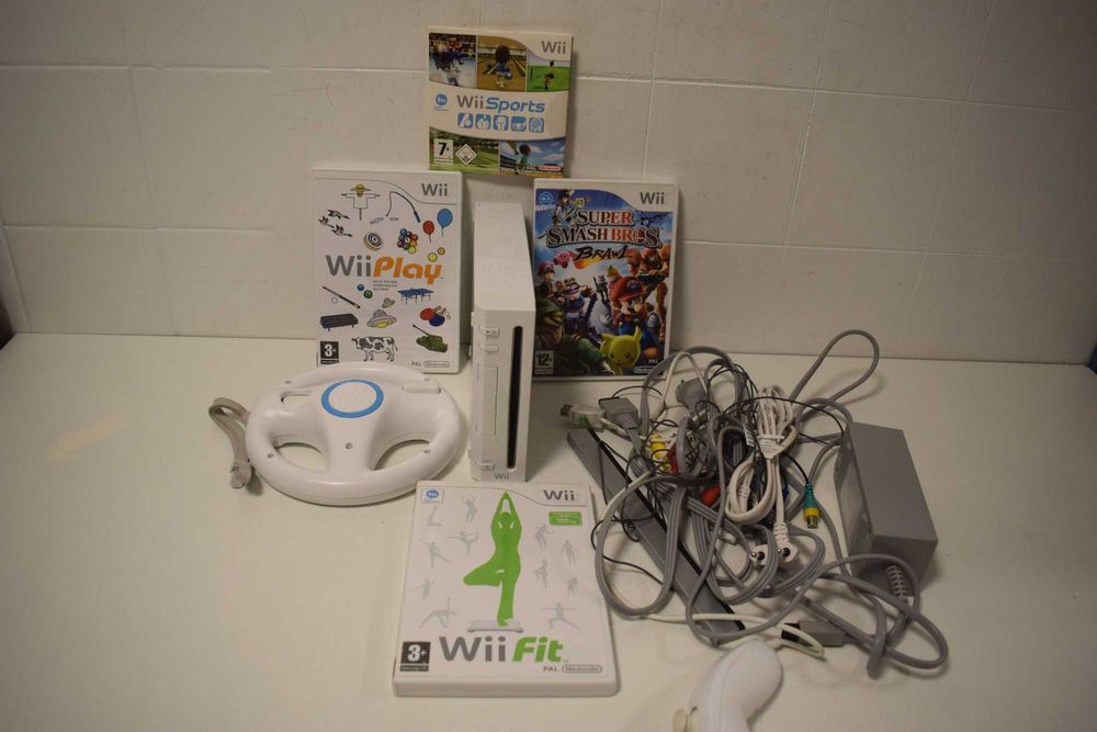 Wii Console with Games and Additional Accessories64551330197506123