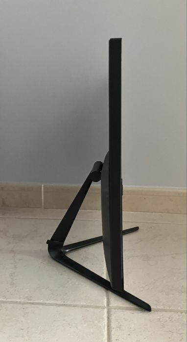 Monitor Lenovo de 24 polegadas