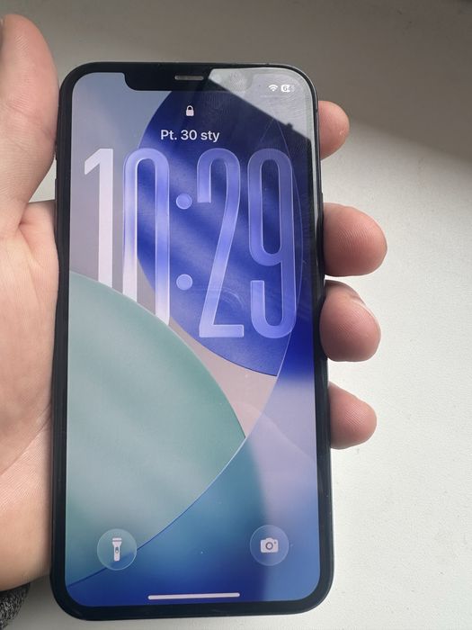 Telefon apple w bardzo dobrym stanie