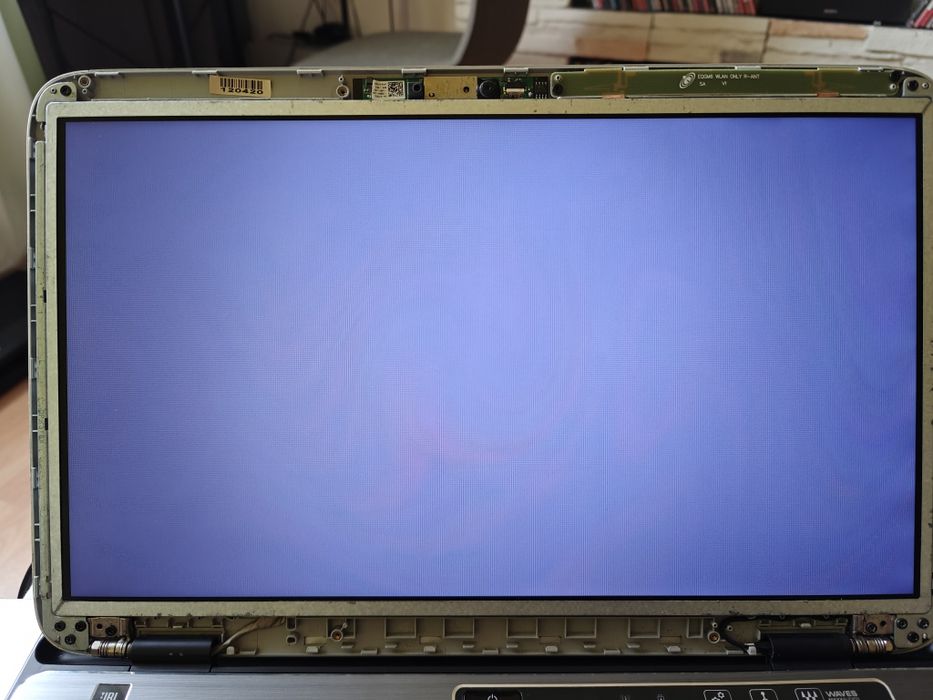 Матриця дисплей екран 15.6" LG Display  LP156WH4 HD  трохи темнить, недостатньо яскравості.