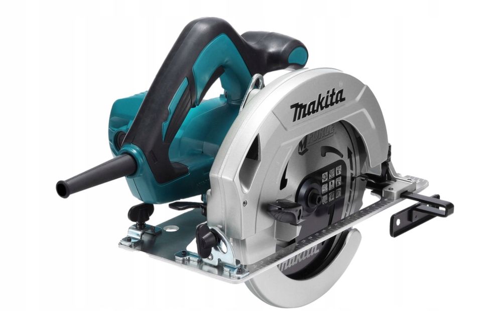 MAKITA Piła Pilarka Tarczowa Ręczna Mocna do Drewna 1600W Prezent