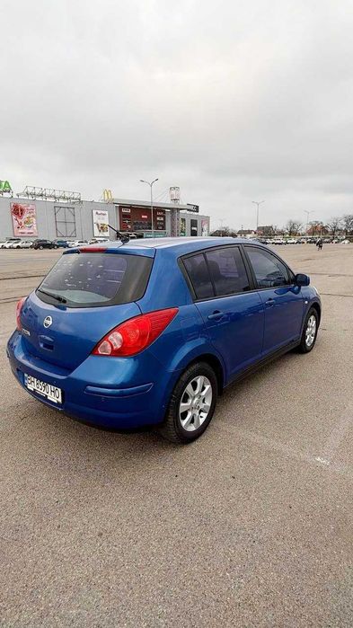 Nissan Tiida 1,6 АВТОМАТ 2008 год (на климате)