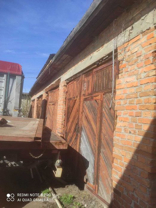 Приміщення гаражів - с-ще Черняхів, Житомирська обл.
